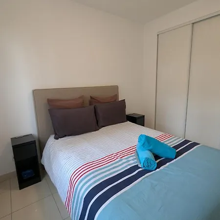 Apartment Lumineux A 2 Pas De La - Parking Gratuit