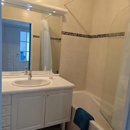 Lumineux A 2 Pas De La - Parking Gratuit Apartment Antibes